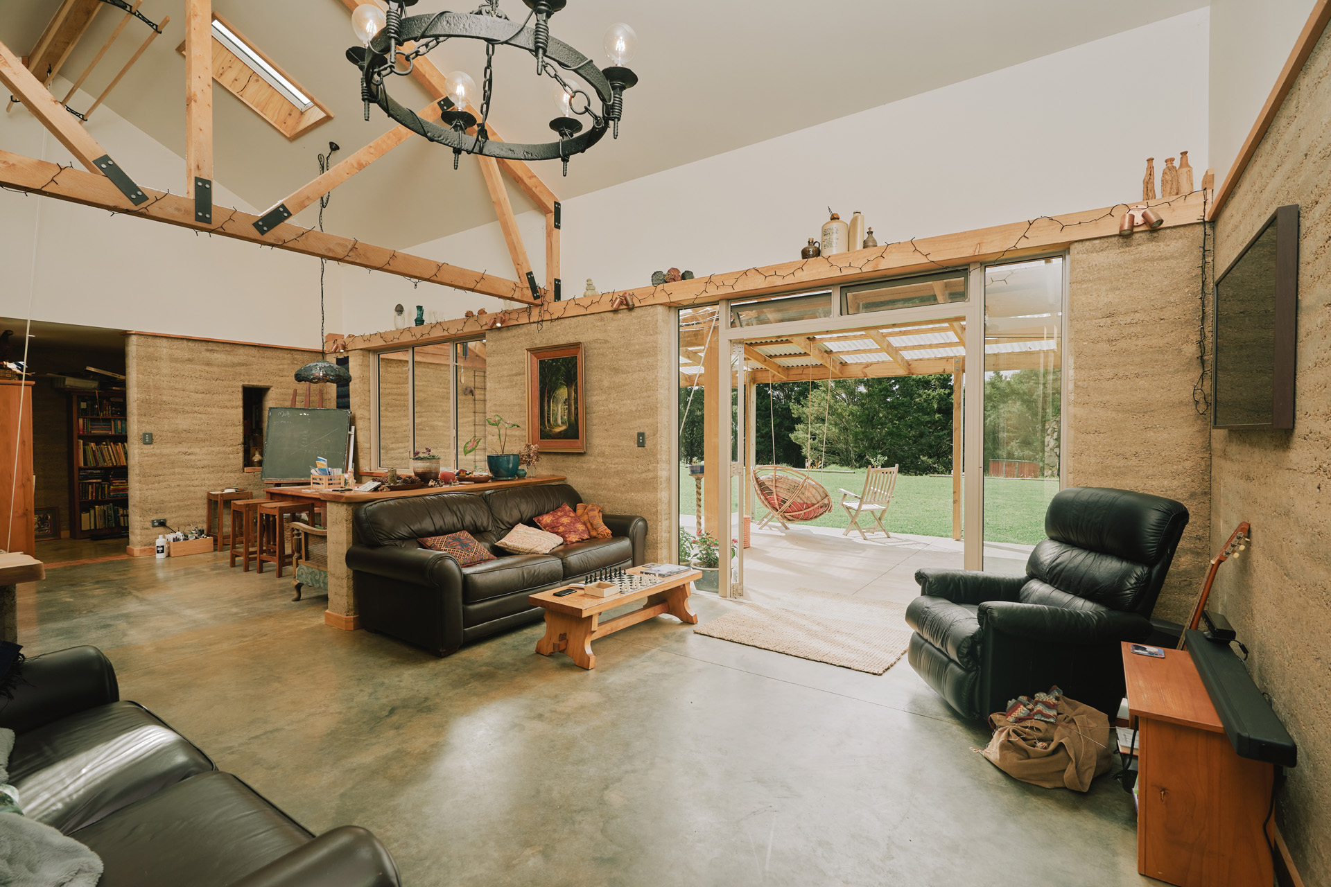 Rammed Earth Construction Benefits | Modern Earth Homes